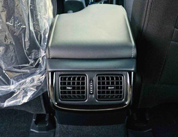 TOYOTA HILUX Image 14