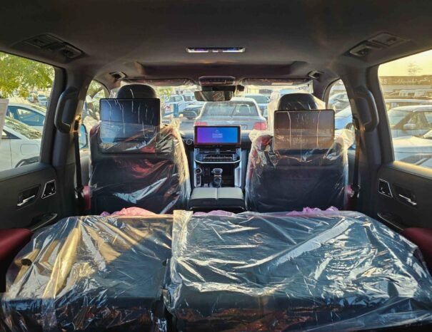 TOYOTA LANDCRUISER Image 3