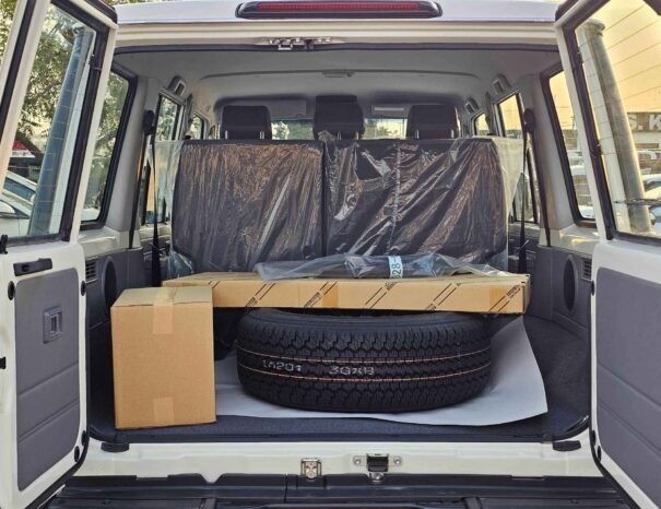 TOYOTA LANDCRUISER HARD-TOP Image 11