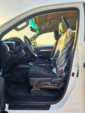 TOYOTA HILUX Image 7
