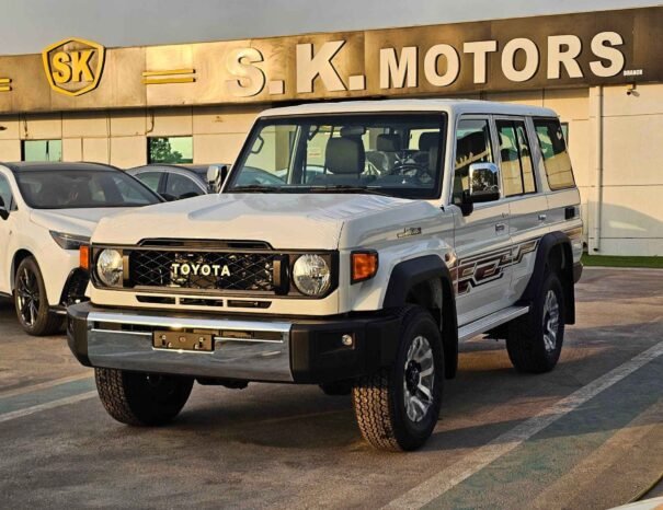 TOYOTA LANDCRUISER HARD-TOP Image 15