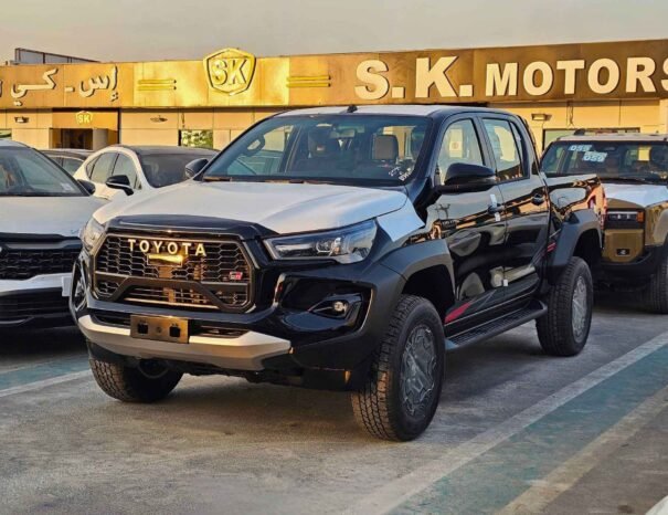 TOYOTA HILUX Image 12
