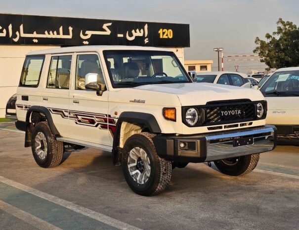 TOYOTA LANDCRUISER HARD-TOP Image 14