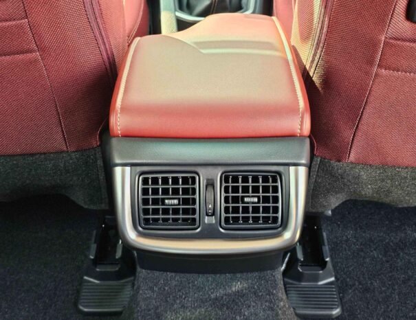 TOYOTA HILUX Image 16
