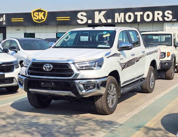 TOYOTA HILUX Image 15