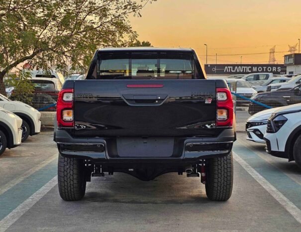 TOYOTA HILUX Image 11