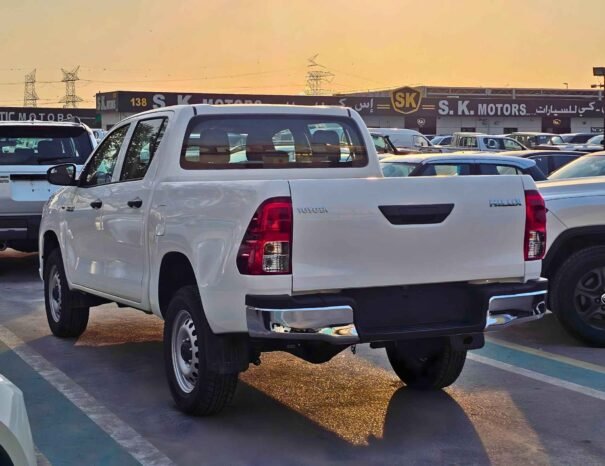 TOYOTA HILUX Image 9
