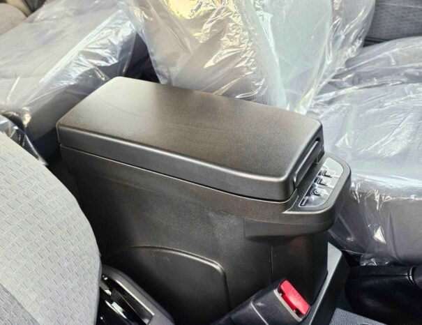 TOYOTA LANDCRUISER HARD-TOP Image 2