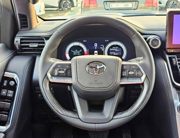 TOYOTA LANDCRUISER Image 7