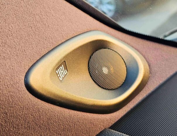 TOYOTA LANDCRUISER Image 9