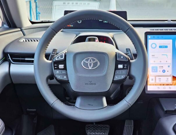 TOYOTA bZ4X Image 4