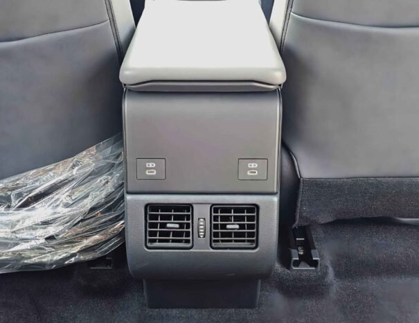 TOYOTA bZ4X Image 2