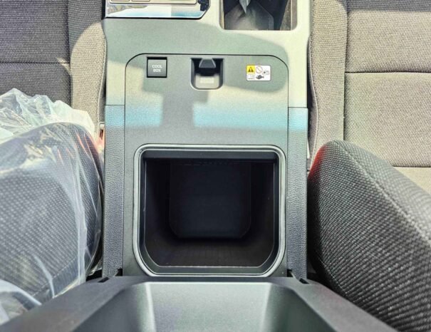 TOYOTA PRADO Image 3