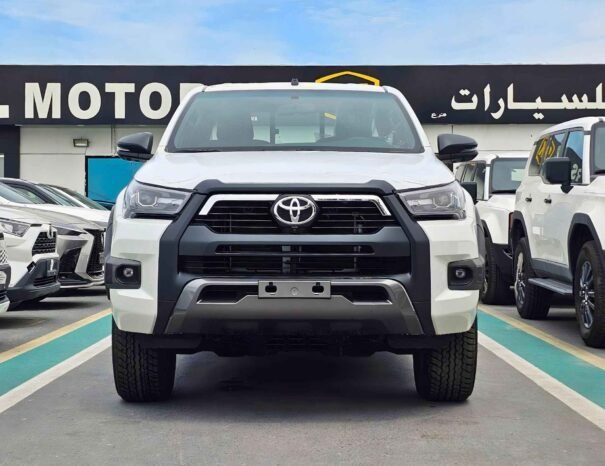 TOYOTA HILUX ADVENTURE SR5 2026 PETROL V6 4.0L A/T