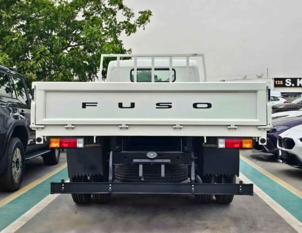 MITSUBISHI FUSO Image 15