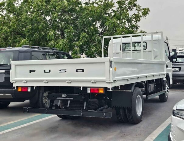 MITSUBISHI FUSO Image 16