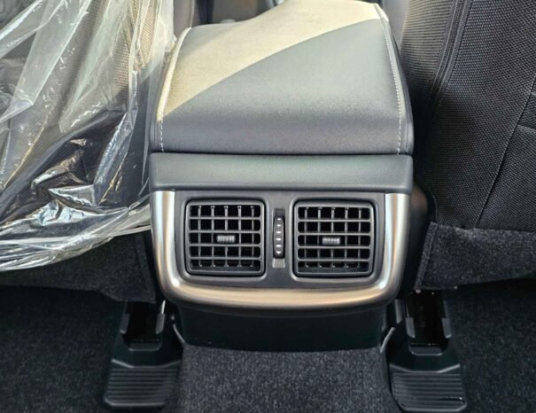 TOYOTA HILUX Image 14