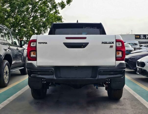 TOYOTA HILUX Image 13