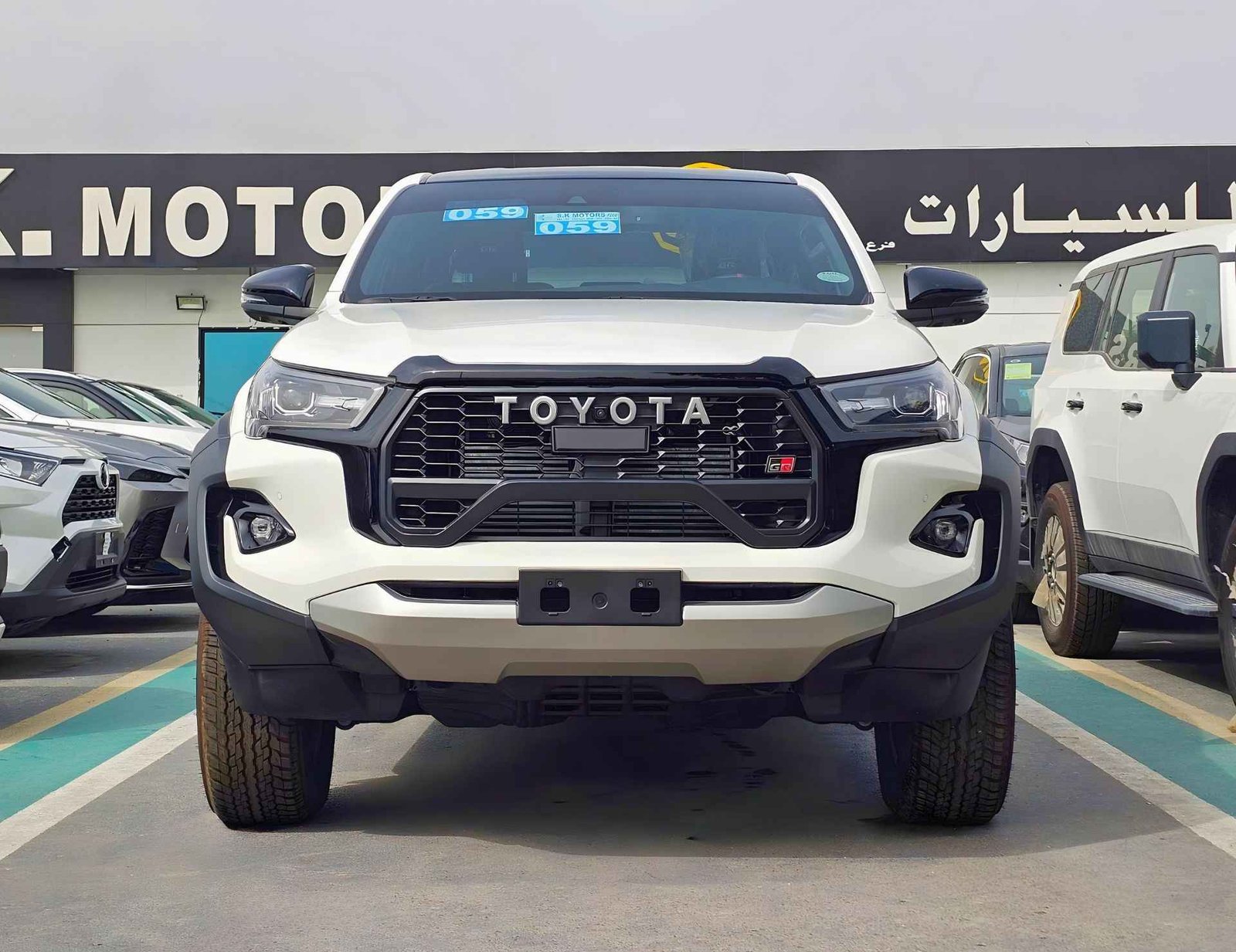 TOYOTA HILUX GR SPORT WIDE BODY 2026 PETROL AT 4.0L V6 4WD