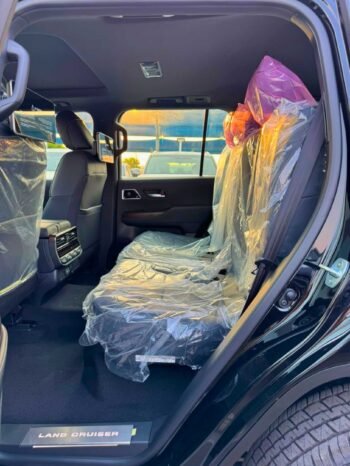 TOYOTA LANDCRUISER Изображение 10
