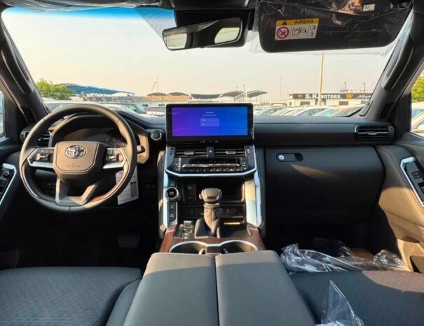 TOYOTA LANDCRUISER Image 2