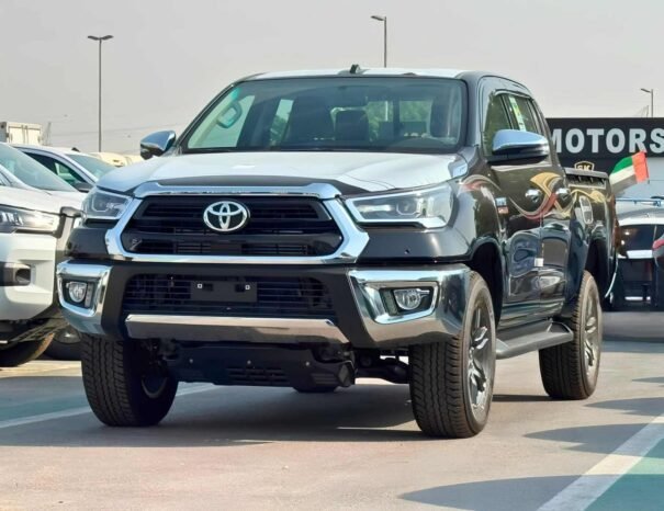 TOYOTA HILUX Image 10