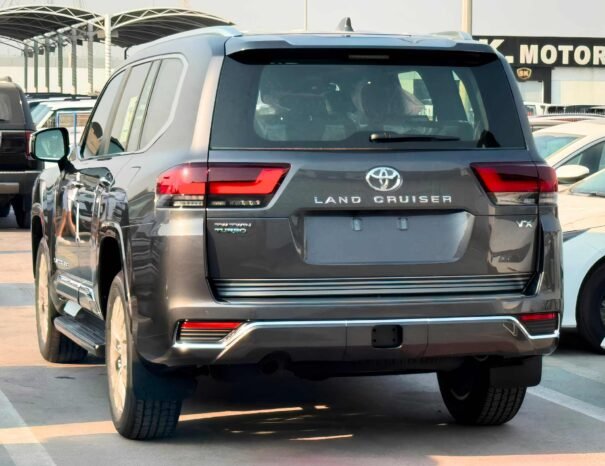 TOYOTA LANDCRUISER Image 13