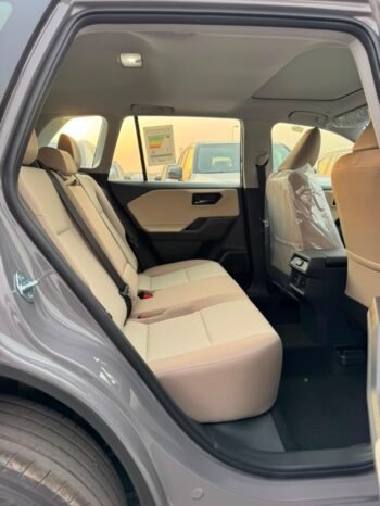 TOYOTA RAV4 Image 11
