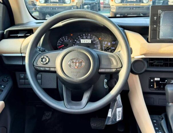 TOYOTA YARIS Image 5