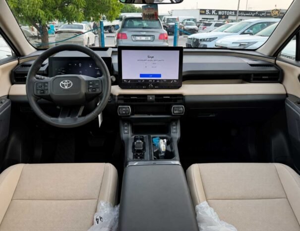 TOYOTA RAV4 Image 12