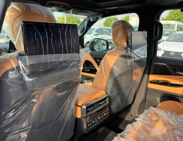 LEXUS LX 600 Image 6
