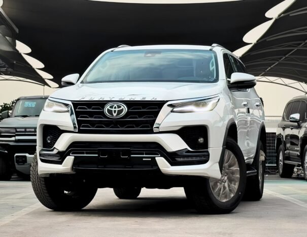 TOYOTA FORTUNER Image 14