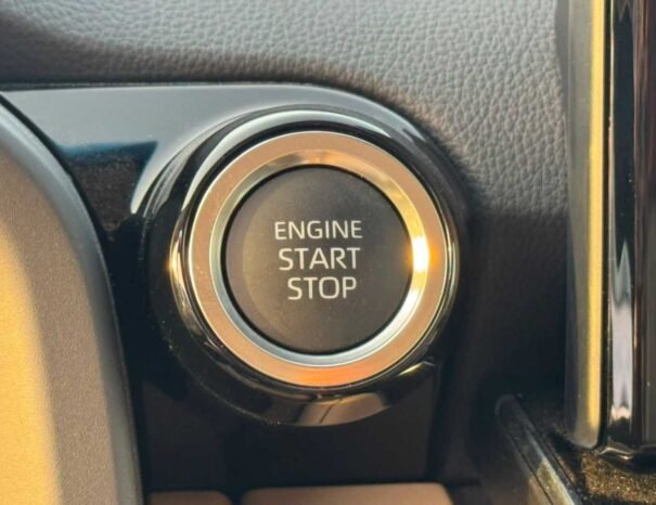 TOYOTA LANDCRUISER Image 6