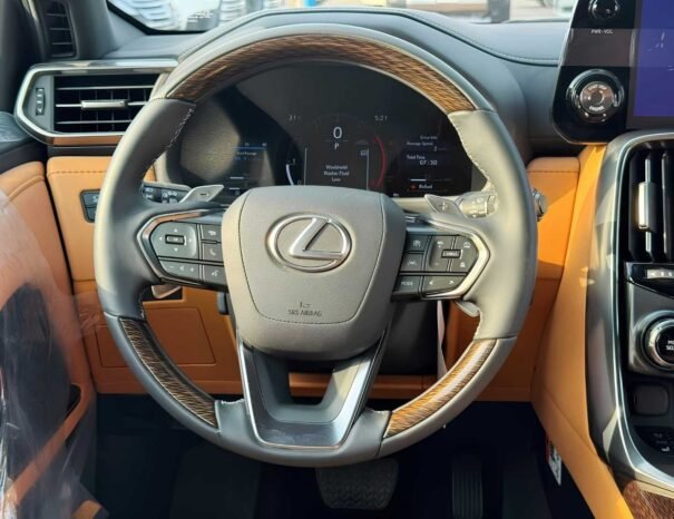 LEXUS LX 600 Image 11