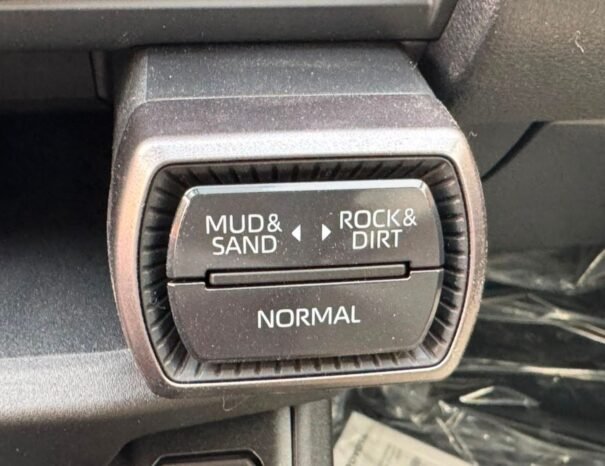 TOYOTA RAV4 Image 8