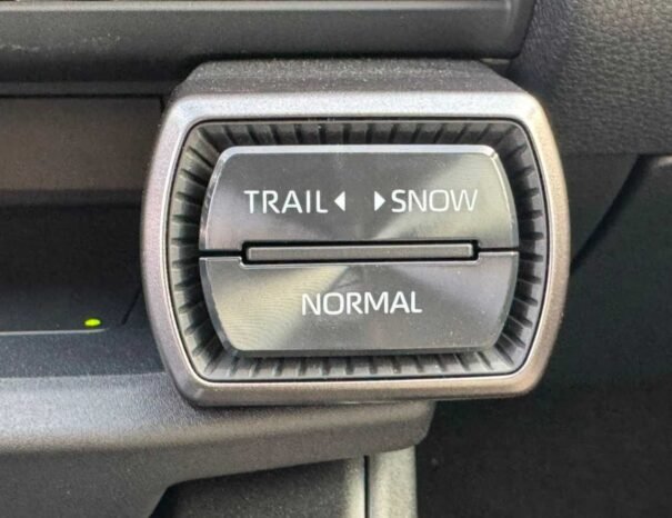 TOYOTA RAV4 Image 6