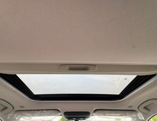TOYOTA RAV4 Image 9