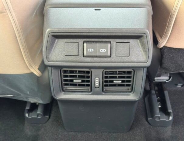 TOYOTA RAV4 Image 20