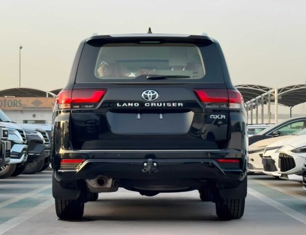 TOYOTA LANDCRUISER Image 15
