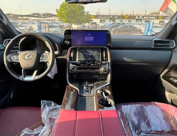 LEXUS LX700 Image 3