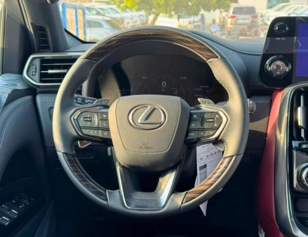 LEXUS LX700 Image 7