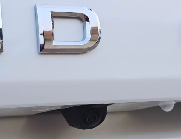 TOYOTA LANDCRUISER Image 24