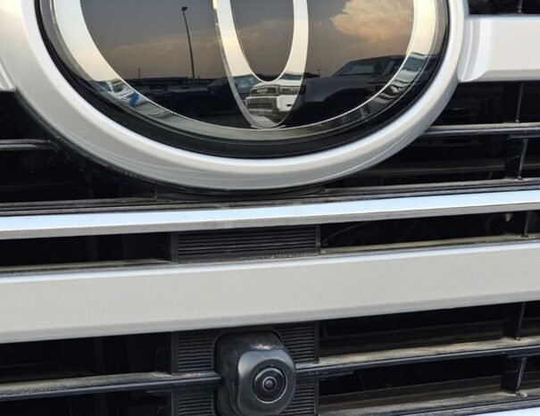 TOYOTA LANDCRUISER Image 25