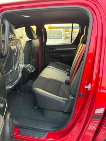 TOYOTA HILUX Image 12
