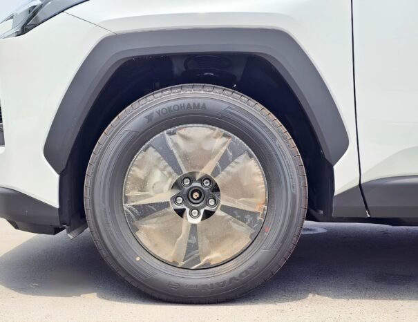 TOYOTA RAV4 Image 11
