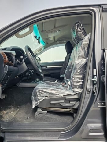 TOYOTA HILUX Image 11