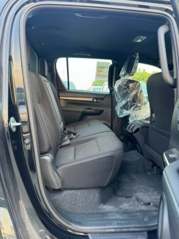 TOYOTA HILUX Image 7