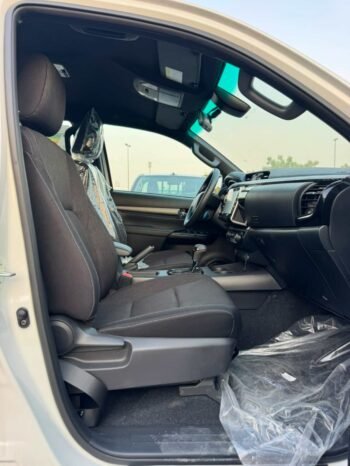 TOYOTA HILUX Image 11