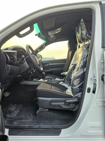 TOYOTA HILUX Image 20