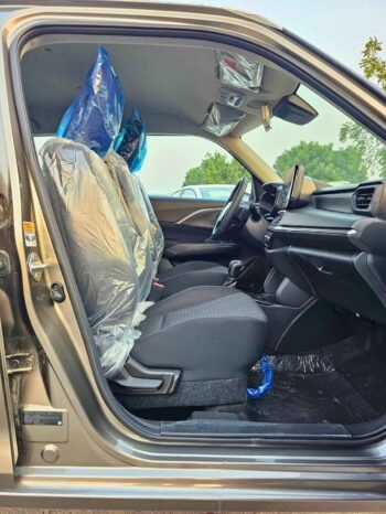 SUZUKI SWIFT Image 16